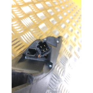 Feux arriere gauche pour PEUGEOT SATELIS 125 2011