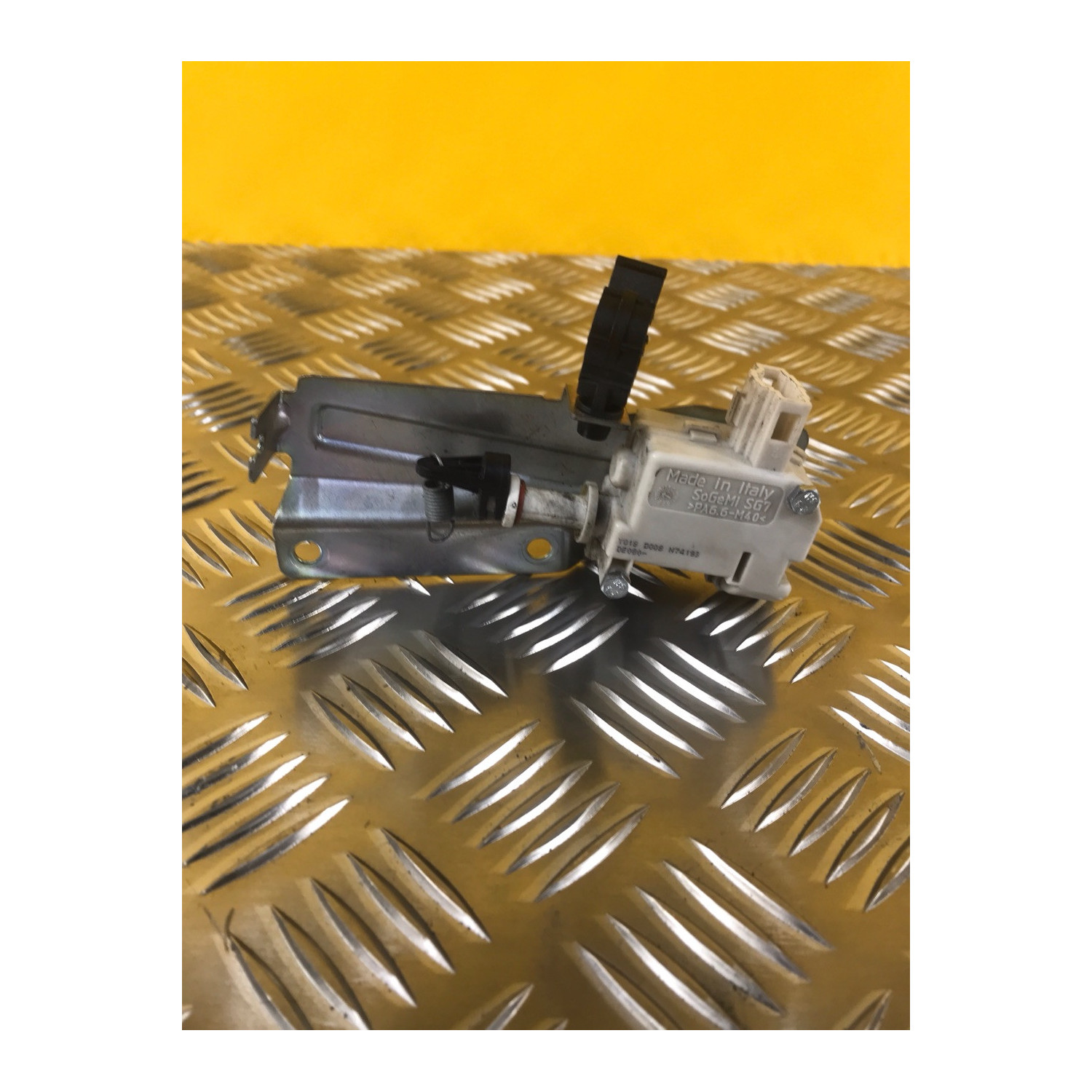 Moteur ouverture de selle pour PIAGGIO BEVERLY 2020