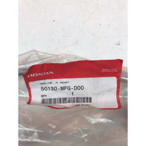 Support avant de carénage pour HONDA CBF 600 50130-MFG-D00
