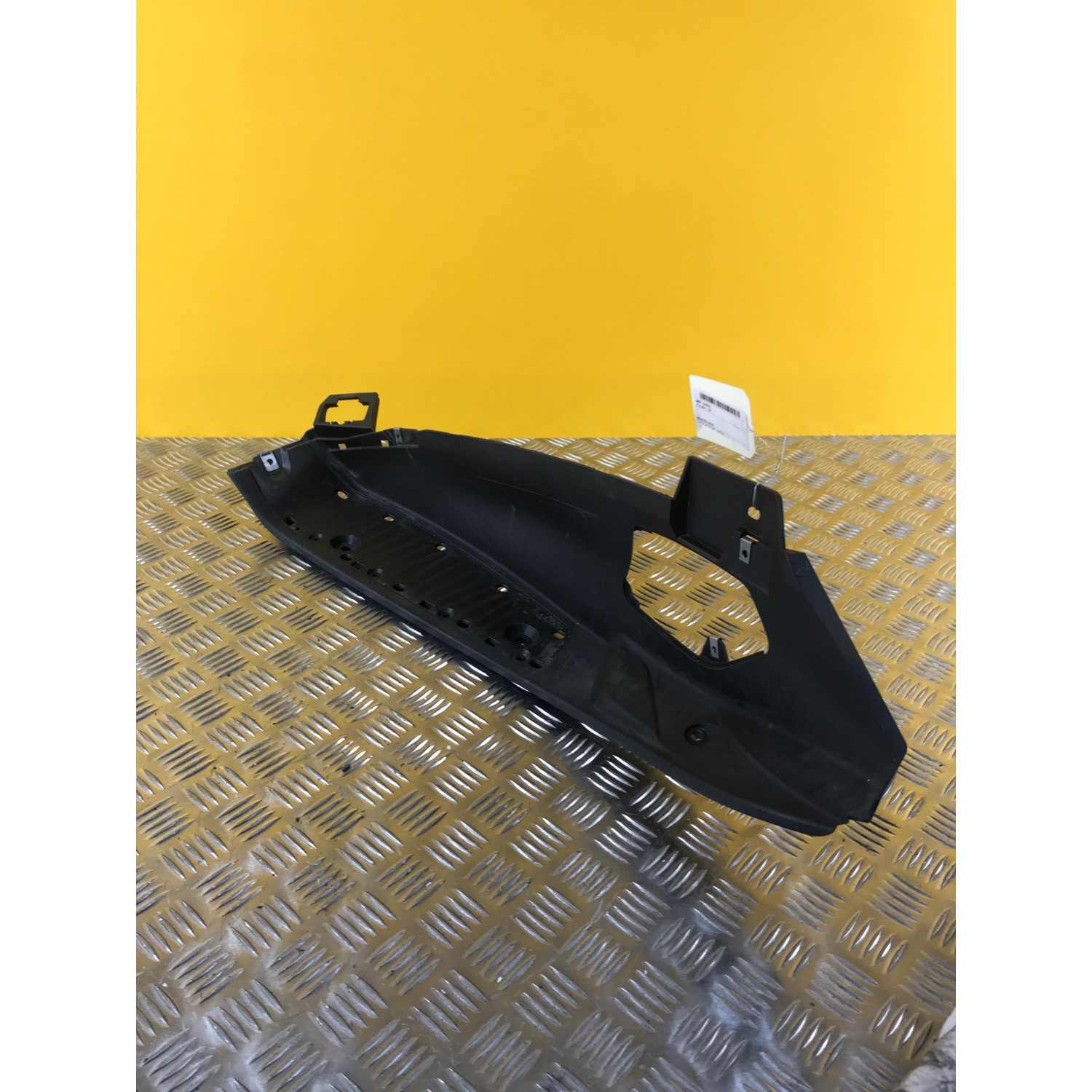 Marche pied gauche pour PIAGGIO MP3 500 LT 2017